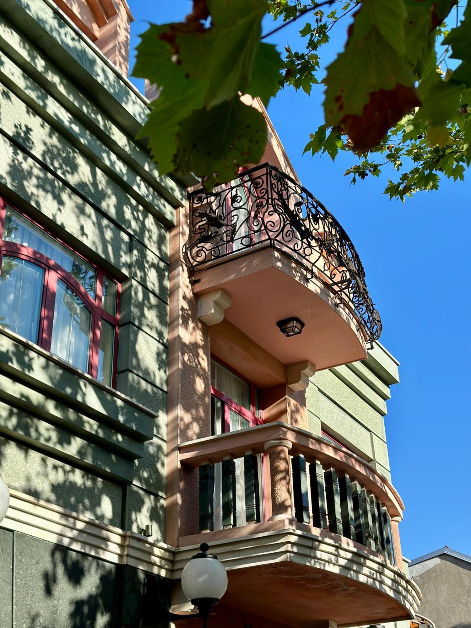 Central 25 Подгорица Экстерьер фото